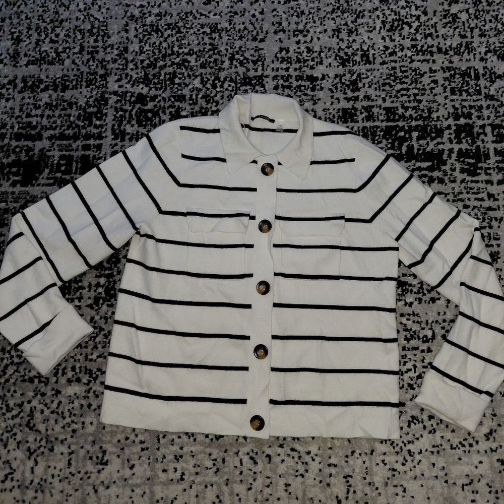 Tahari White & Black Striped Collared Button Front Cardigan M Old Money - Picture 6 of 13